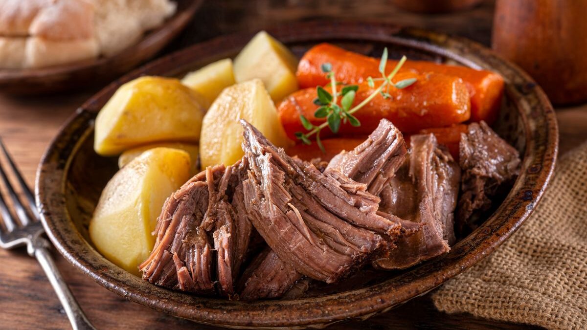 Recipe: Slow Cooker Pot Roast