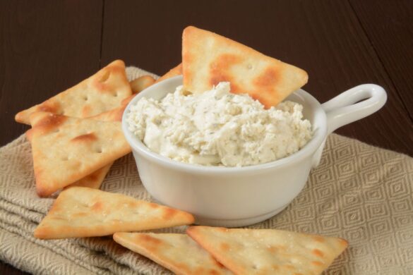 Simple Beer Cheese Dip