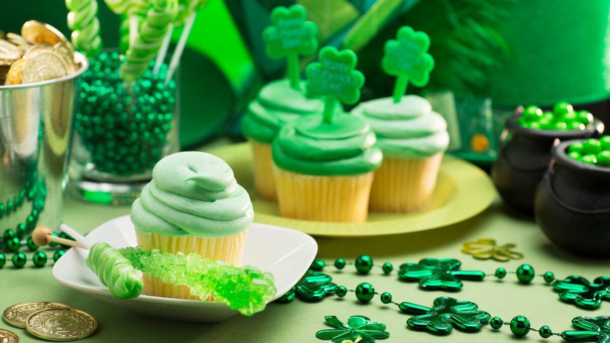 Luck of the Irish: Hosting the Ultimate St. Patrick’s Day Dinner Party