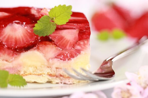 Strawberry Icebox Pie