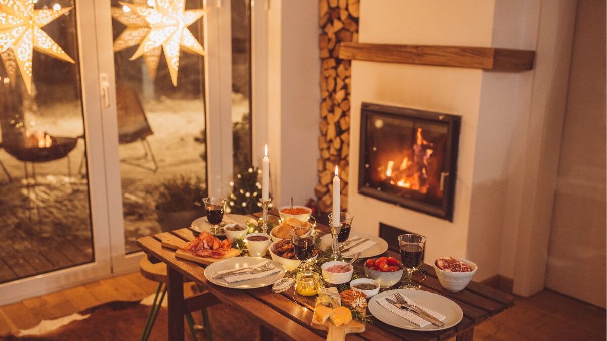 Fireside Feast: Hosting the Coziest Event of the Winter