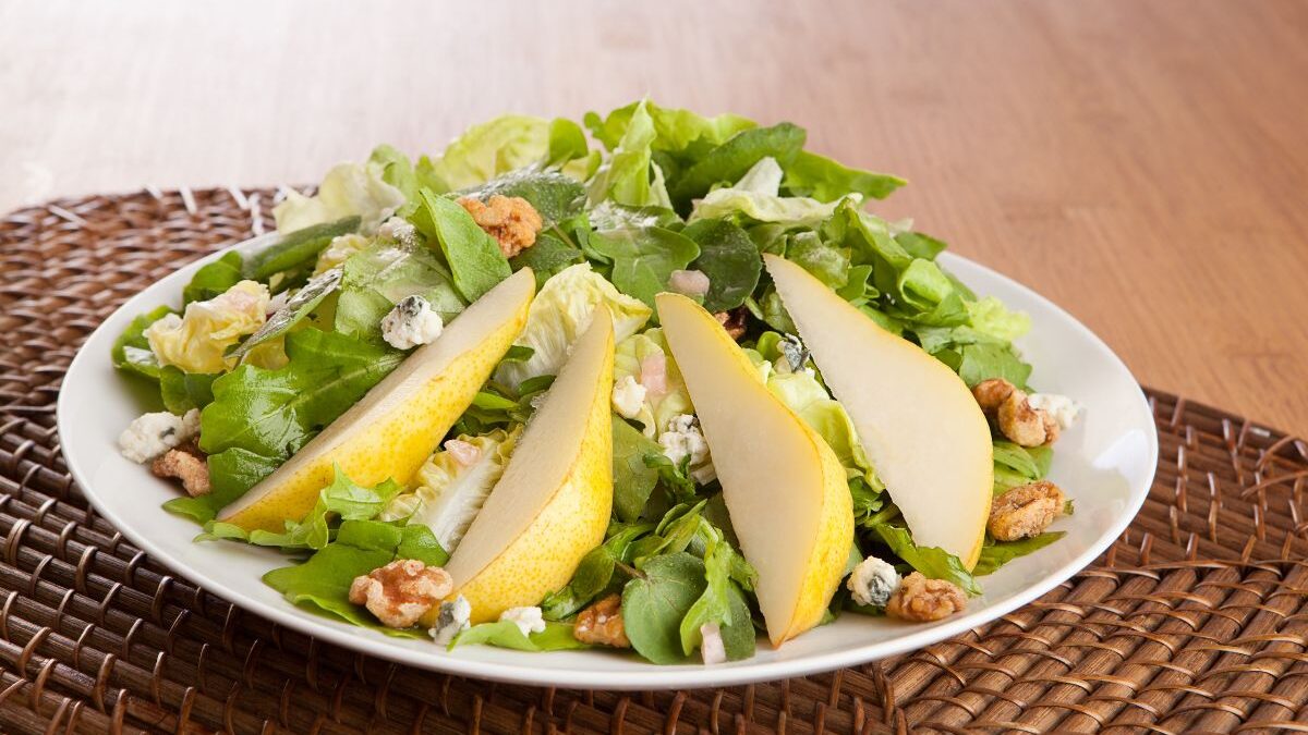 Recipe: <strong>Winter Pear and Stilton Salad</strong>