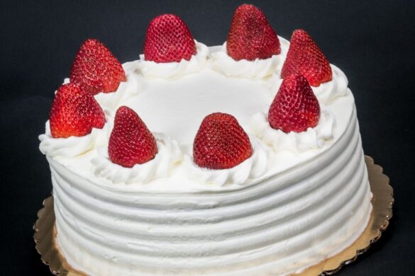 Strawberry-Coconut Cake