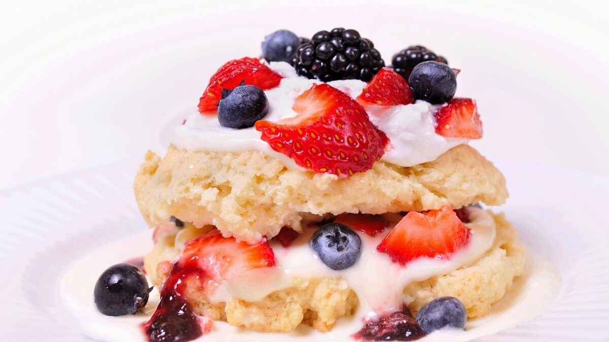 Recipe: Bourbonberry Shortcakes