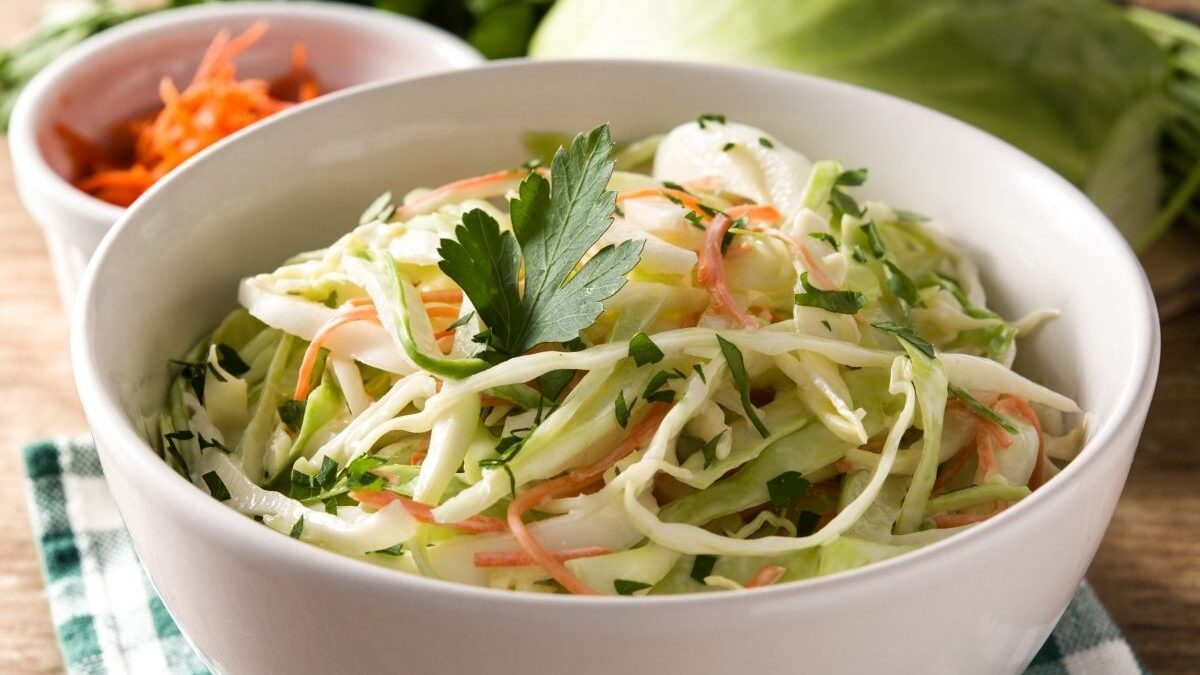 Recipe: Classic Creamy Coleslaw