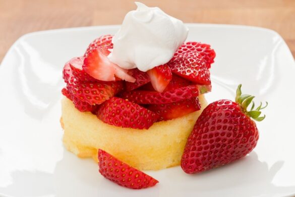 Easy Strawberry Shortcake