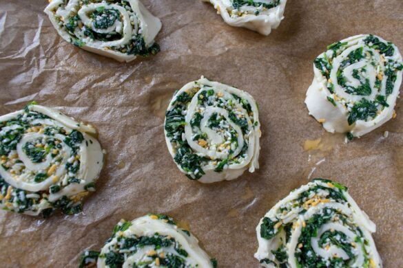 Spinach and Jalapeno Roll-Ups