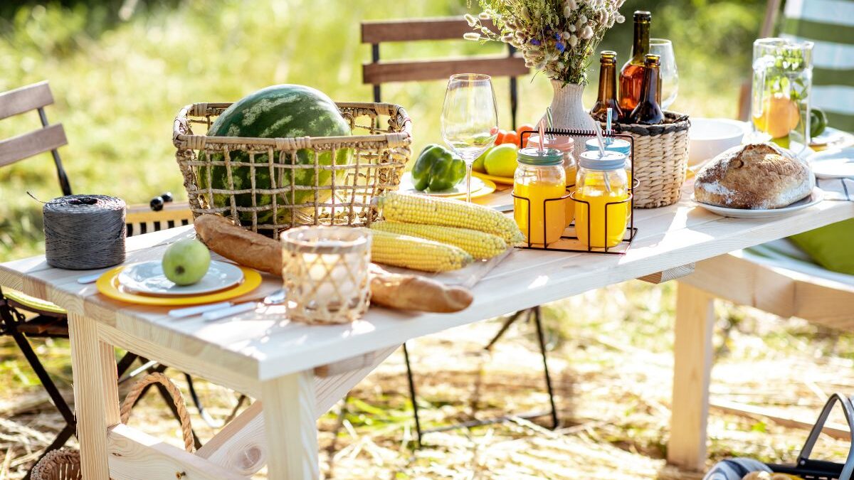 Garden to Table: Hosting the Ultimate Summer Vegetable Get-Together